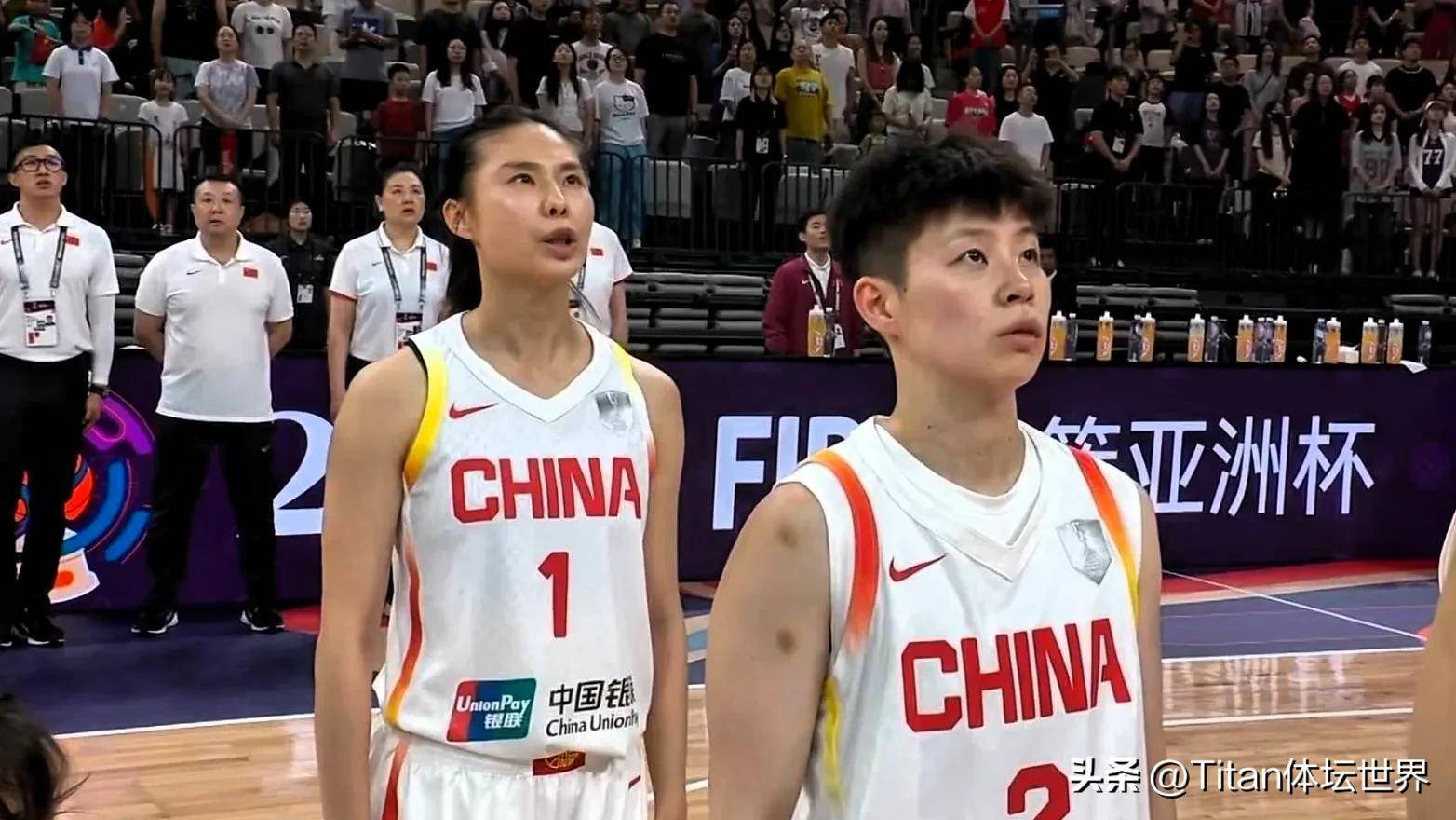 爱游戏直播-安徽女篮实力较劲，士气高昂
