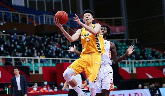 强队迎战南方黑马，备战一场硬仗