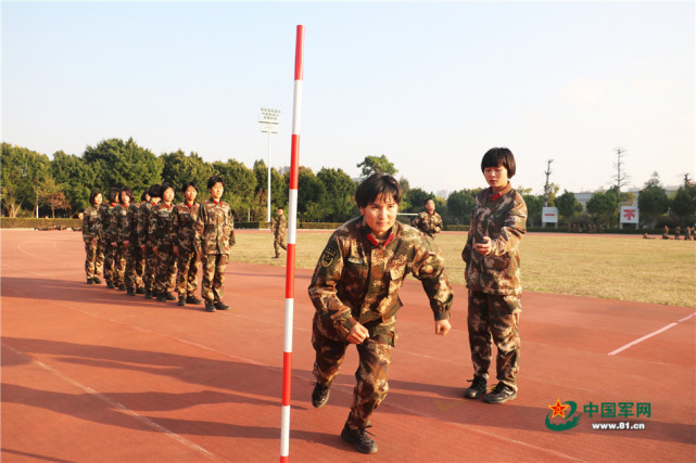 爱游戏竞技-阿曼队伍备战重要比赛，实现自我突破