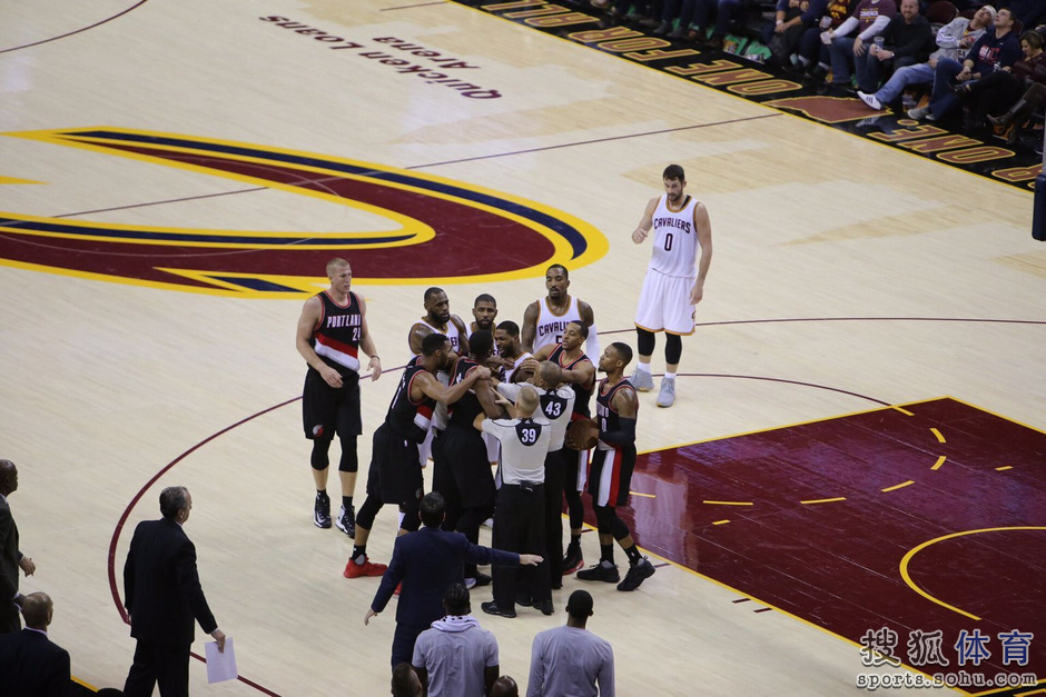 骑士请求联盟调查裁判偏袒问题