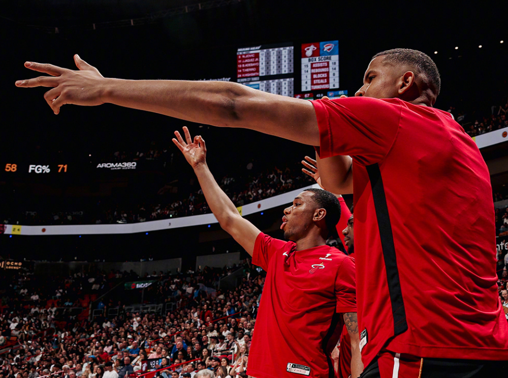 爱游戏新闻-雷霆逆袭击败骑士，哈克斯拯救比赛