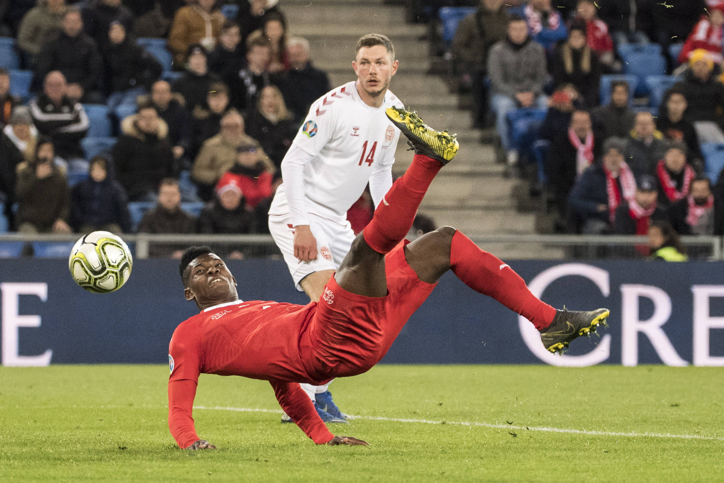 瑞士险胜土耳其，小组第三出线