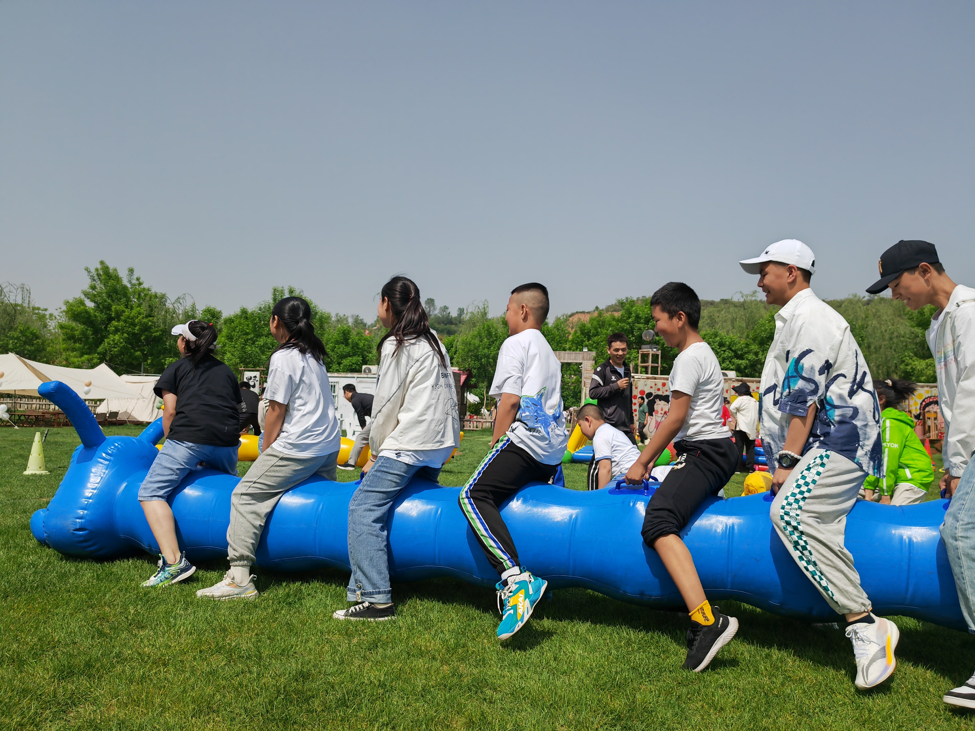 爱游戏在线登录-罗马尼亚代表团默契配合，团队拼搏的简单介绍