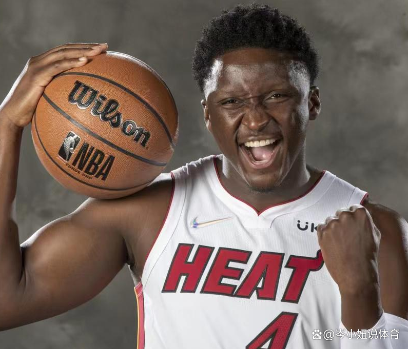 爱游戏在线-热火队球员因伤手术,赛季报销