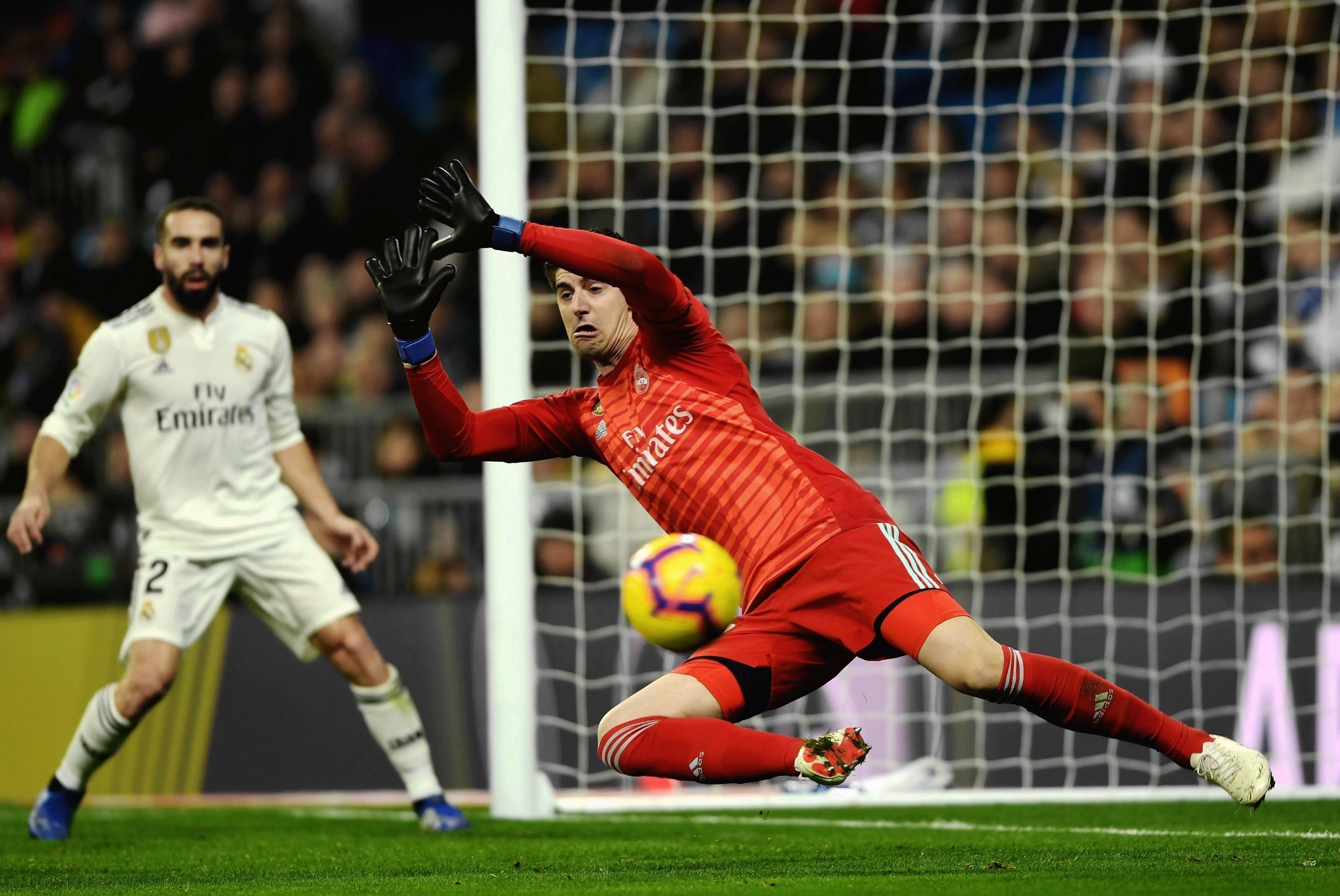 包含皇家社会胜利保持不败纪录，可喜可贺的词条