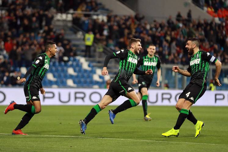 爱游戏app下载地址-包含萨索洛对阵罗马：谁将占据优势？的词条