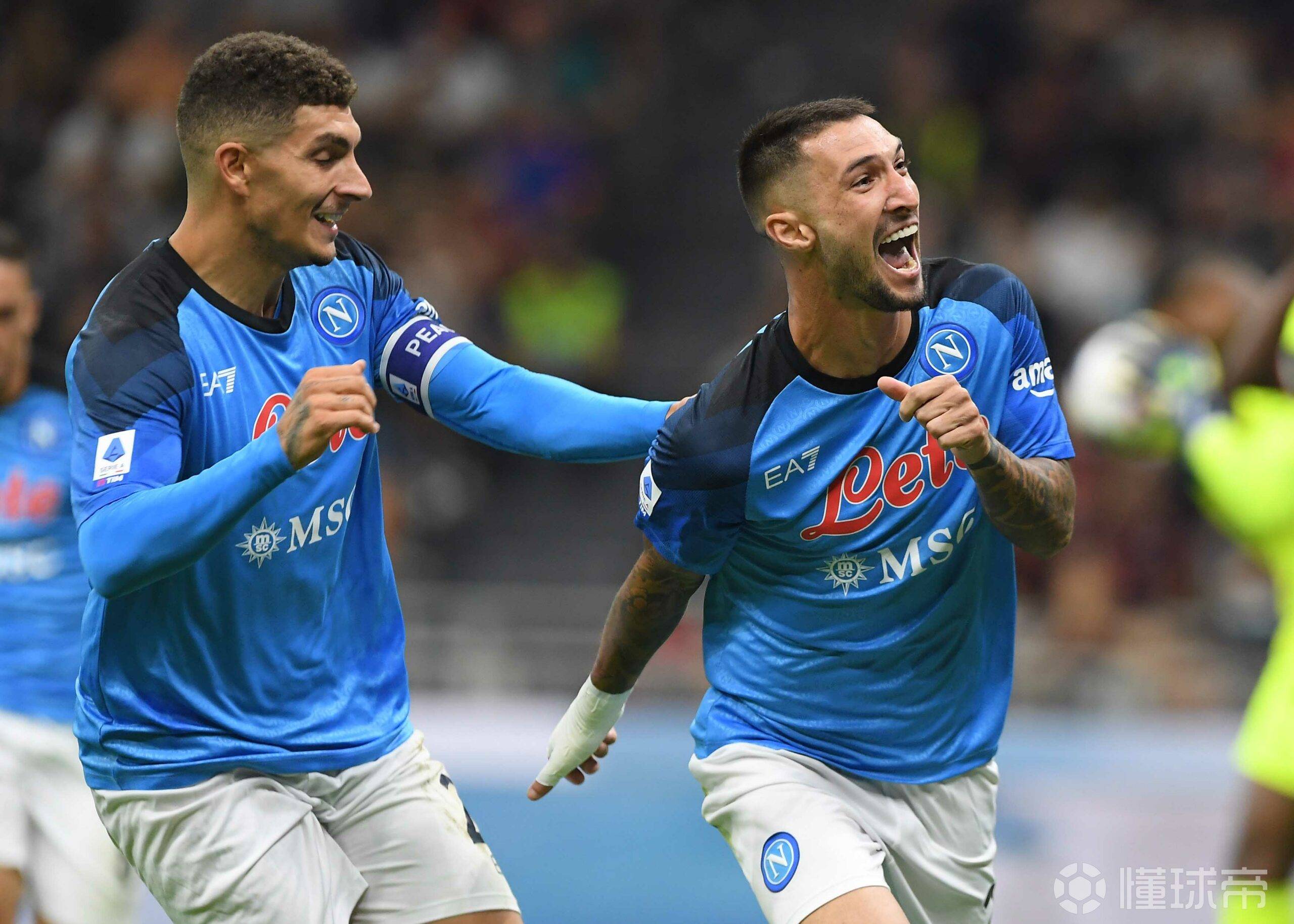 包含萨索洛对阵罗马：谁将占据优势？的词条