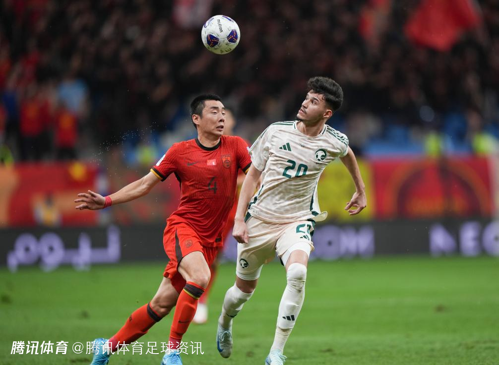 爱游戏在线-球队调整巧妙，顺势击溃对手，赢得胜利