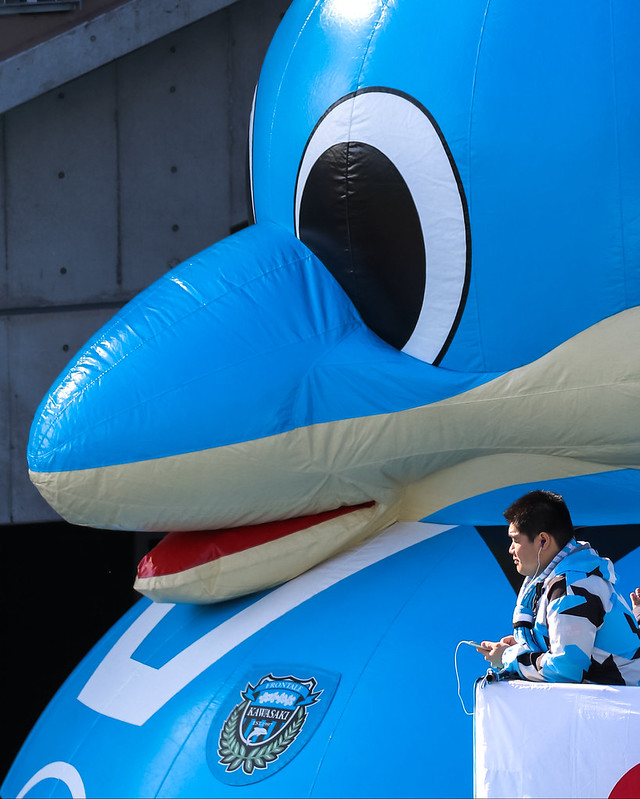 爱游戏在线-卢塞恩神奇逆转晋级，夺得小组头名