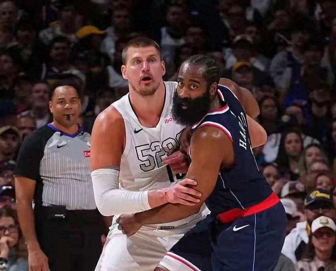 快船队内讧事件频发，主帅督促球员团结一心的简单介绍